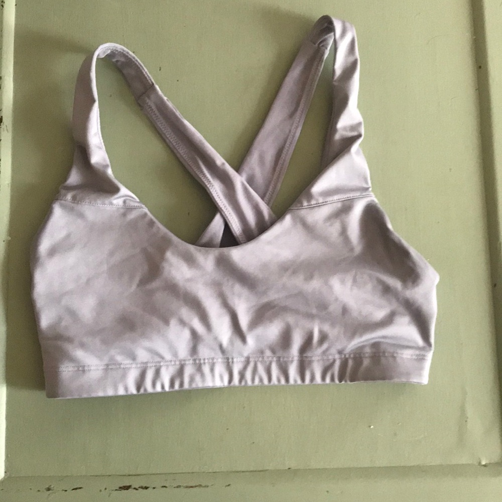 NWOT VS SPORT Sports Bra